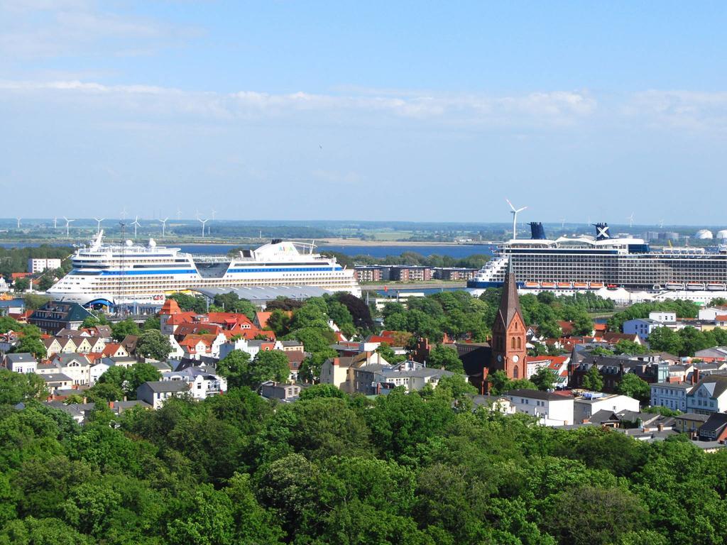 Ferienwohnung Warnemuende Am Kurpark Rostock Ngoại thất bức ảnh